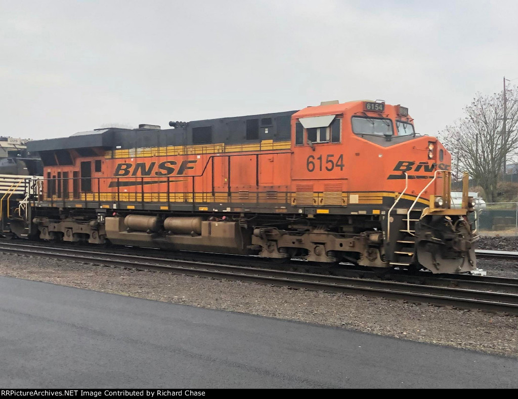 BNSF 6154